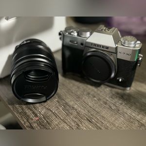 Fujifilm - X-T30 II Mirrorless Camera with XF18-55mm Lens Kit - Silver